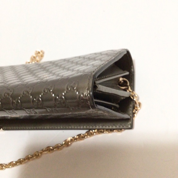 Gucci Metallic Gray Wallet on Chain - Picture 13 of 16